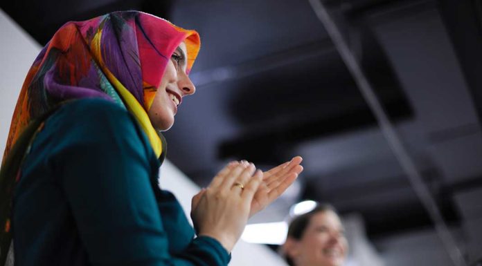 5 Modest Hijab Fashion Instagrammers You Need to Follow Right Now